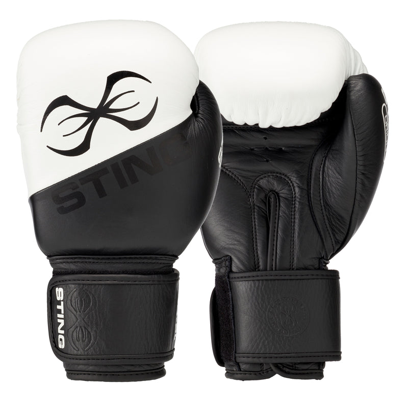 Sting Orion PRO Boxhandskar - Svart/Vita, 16 oz.